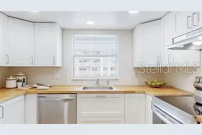 1120 N Shore Drive NE #301, Saint Petersburg, FL 33701 - Photo 20