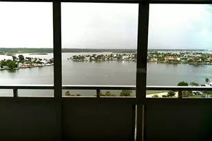 17920 Gulf Blvd, Redington Shores, FL 33708 - Photo 4