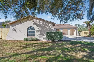 12435 Lola Dr, Spring Hill, FL 34608 - Photo 6
