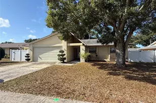 2314 Hawthorne Dr, Clearwater, FL 33763 - Photo 2