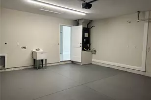 3917 W Robson St, Tampa, FL 33614 - Photo 38