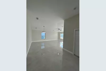 3917 W Robson Street, Tampa, FL 33614 - Photo 10