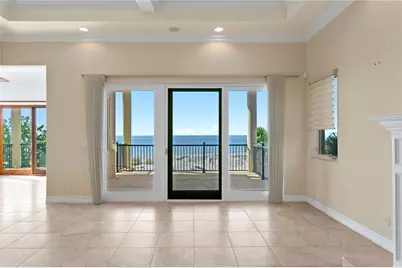 9546 W Gulf Boulevard, Treasure Island, FL 33706 - Photo 8