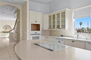 9546 W Gulf Blvd, Treasure Island, FL 33706 - Photo 12