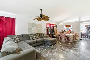 10417 Blackmore Dr, Tampa, FL 33647 - Photo 38