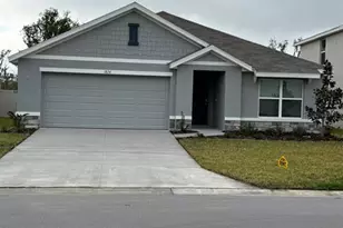 1824 Tahitian Sunrise Dr, Plant City, FL 33565 - Photo 1