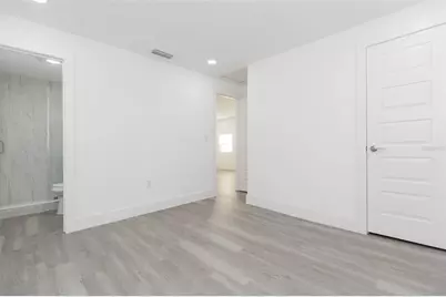 8102 N 14th, Tampa, FL 33604 - Photo 20