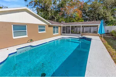 101 Valley Drive, Brandon, FL 33510 - Photo 2