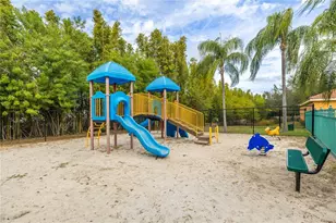 2738 Via Tivoli, Clearwater, FL 33764 - Photo 70