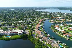 1860 Massachusetts Ave NE, Saint Petersburg, FL 33703 - Photo 24