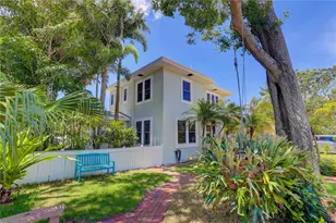 4742 13th Ave N, Saint Petersburg, FL 33713 - Photo 2