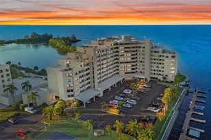 6035 Sea Ranch Dr, Hudson, FL 34667 - Photo 2