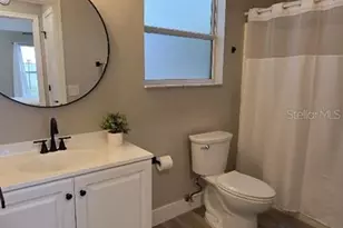 307 Santa Clara Cir, The Villages, FL 32159 - Photo 16