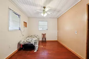 38025 13th Ave, Zephyrhills, FL 33542 - Photo 18