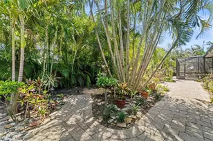 2814 47th St S, Gulfport, FL 33711 - Photo 22