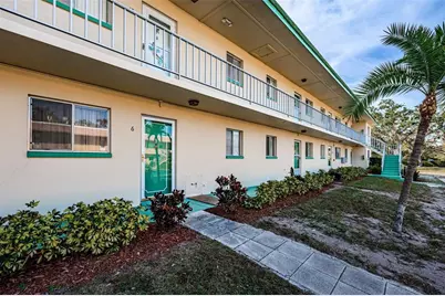 2001 Greenbriar Boulevard #6, Clearwater, FL 33763 - Photo 1