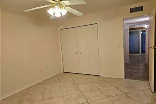 812 Augusta Dr, Sun City Center, FL 33573 - Photo 18