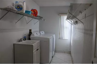 6121 56th Avenue N, Saint Petersburg, FL 33709 - Photo 8