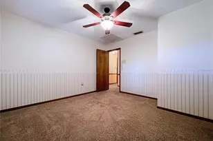 9471 McIntosh Rd, Dover, FL 33527 - Photo 10