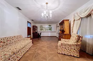 9471 McIntosh Rd, Dover, FL 33527 - Photo 10