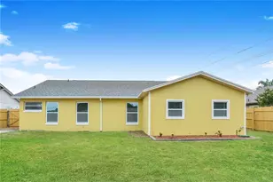 304 Sir Lawrence Dr, Sanford, FL 32773 - Photo 14