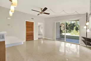 121 Siobhan Ave, Tampa, FL 33613 - Photo 16