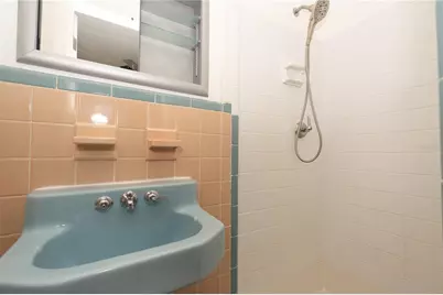 2000 1st Street SE, Saint Petersburg, FL 33705 - Photo 18