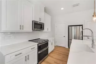 2409 W Fig St, Tampa, FL 33609 - Photo 8