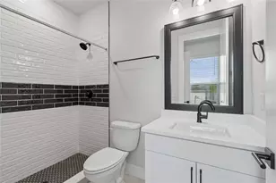 3711 W De Leon St, Tampa, FL 33609 - Photo 36