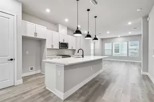 3137 4th Ter N, Saint Petersburg, FL 33713 - Photo 10