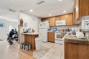 4760 Seville Dr, Sarasota, FL 34235 - Photo 12