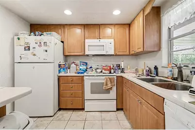 4760 Seville Drive, Sarasota, FL 34235 - Photo 14