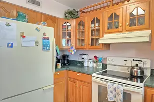 1120 Rue Des Chateaux, South Pasadena, FL 33707 - Photo 10