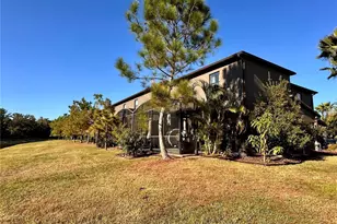 28450 Tranquil Lake Cir, Wesley Chapel, FL 33543 - Photo 30