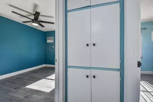 7583 Meadowlawn Dr N, Saint Petersburg, FL 33702 - Photo 20