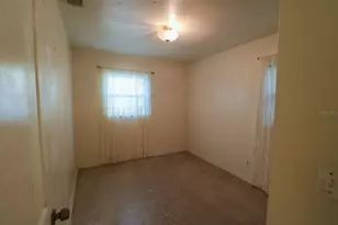 2106 E 109th Ave, Tampa, FL 33612 - Photo 12