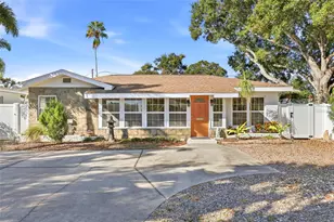 1010 45th St N, Saint Petersburg, FL 33713 - Photo 1