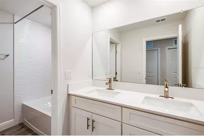 9841 Surrey Rose Drive, San Antonio, FL 33576 - Photo 22