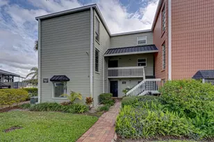 2424 W Tampa Bay Blvd, Tampa, FL 33607 - Photo 2