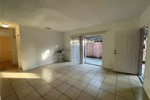 185 Fulton St NE, Largo, FL 33771 - Photo 4