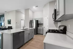 5424 Summer Sunset Dr, Apollo Beach, FL 33572 - Photo 12