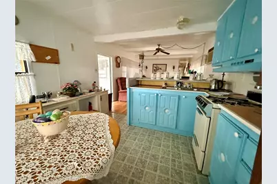 668 54th Lane S #150, Saint Petersburg, FL 33707 - Photo 6