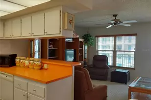 9755 Harrell Ave, Treasure Island, FL 33706 - Photo 16