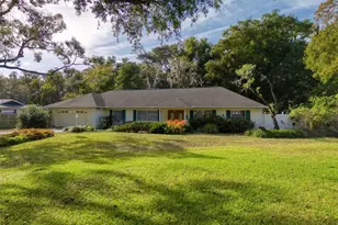15715 Almondwood Dr, Tampa, FL 33613 - Photo 2