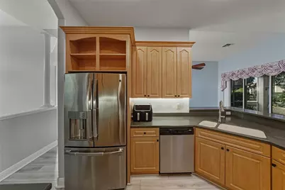 8725 Mississippi Run, Spring Hill, FL 34613 - Photo 20