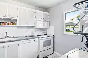 6960 20th Ave N, Saint Petersburg, FL 33710 - Photo 6