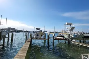650 Island Way, Clearwater, FL 33767 - Photo 10