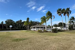 2318 Tanbark Ridge Pl, Plant City, FL 33563 - Photo 48