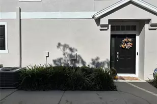 2318 Tanbark Ridge Pl, Plant City, FL 33563 - Photo 6