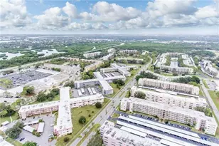 5925 Terrace Park Dr N, Saint Petersburg, FL 33709 - Photo 48